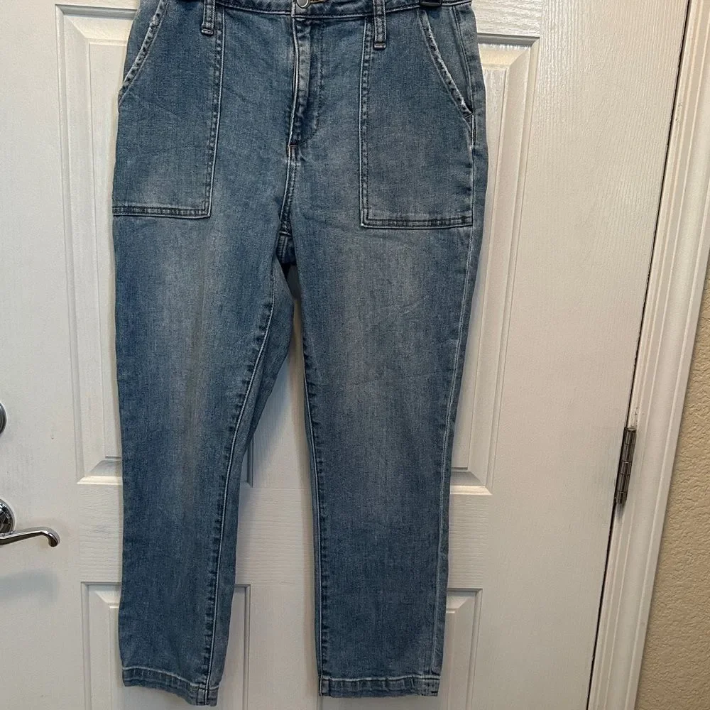 Joe's Jeans Light Blue Straight Leg Large Front Pockets Cropped Denim Size 26